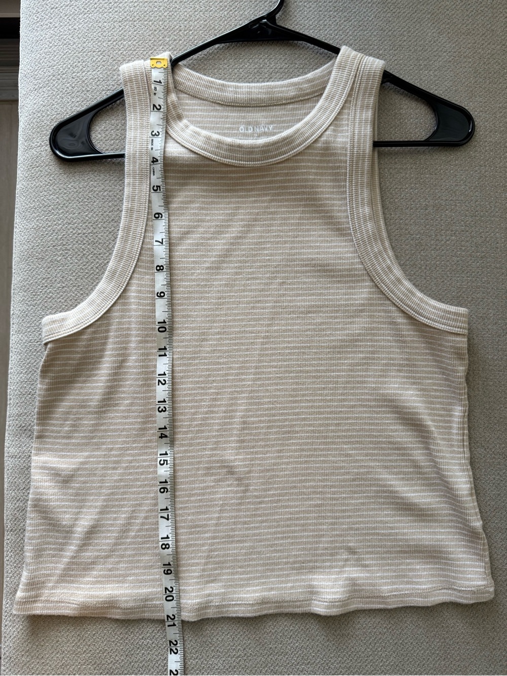 Old Navy Women's Beige Cream Striped Ribbed Tank - Picture 5 of 5